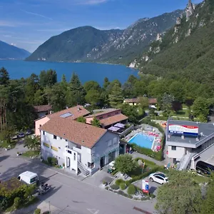 Sportcamping & Glamping Rio Vantone Luxuszelt Crone